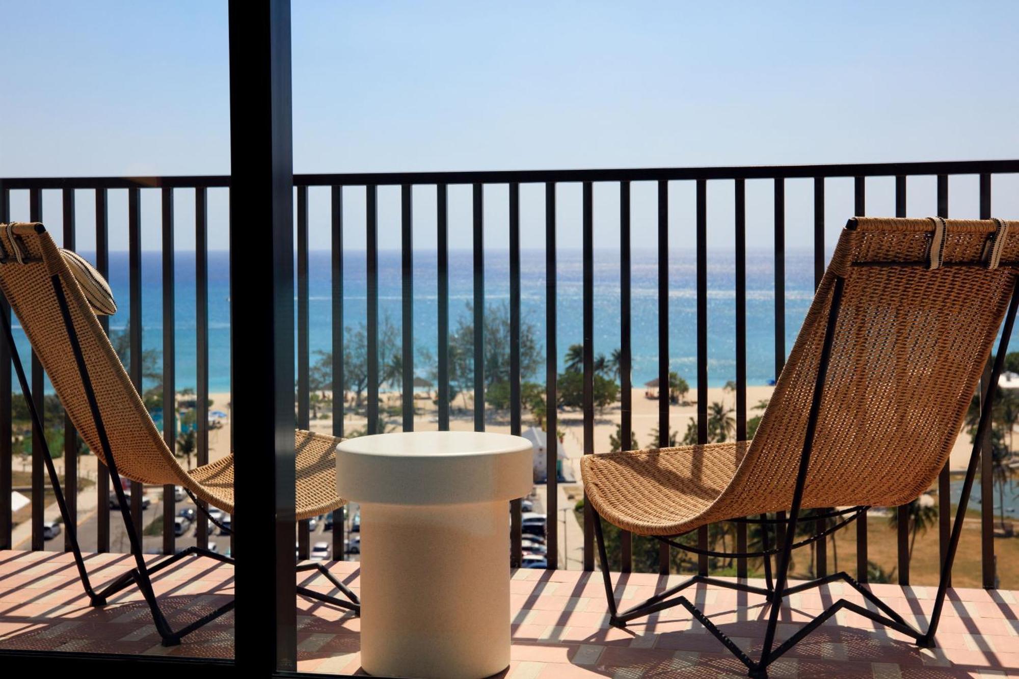 Hotel Indigo Grand Cayman By Ihg West Bay Exterior photo